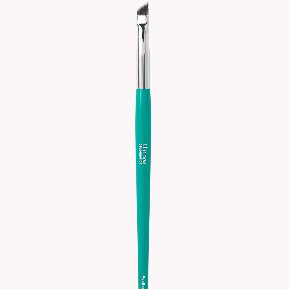 Thrive Causemetics Instant Blend Eyeliner Brush ~ Cruelty Free Vegan Brush NIP